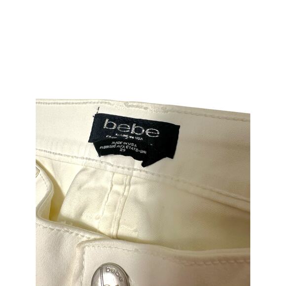 BEBE Optic White Skinny Jeans With zipper Details Size 29 - Picture 6 of 15
